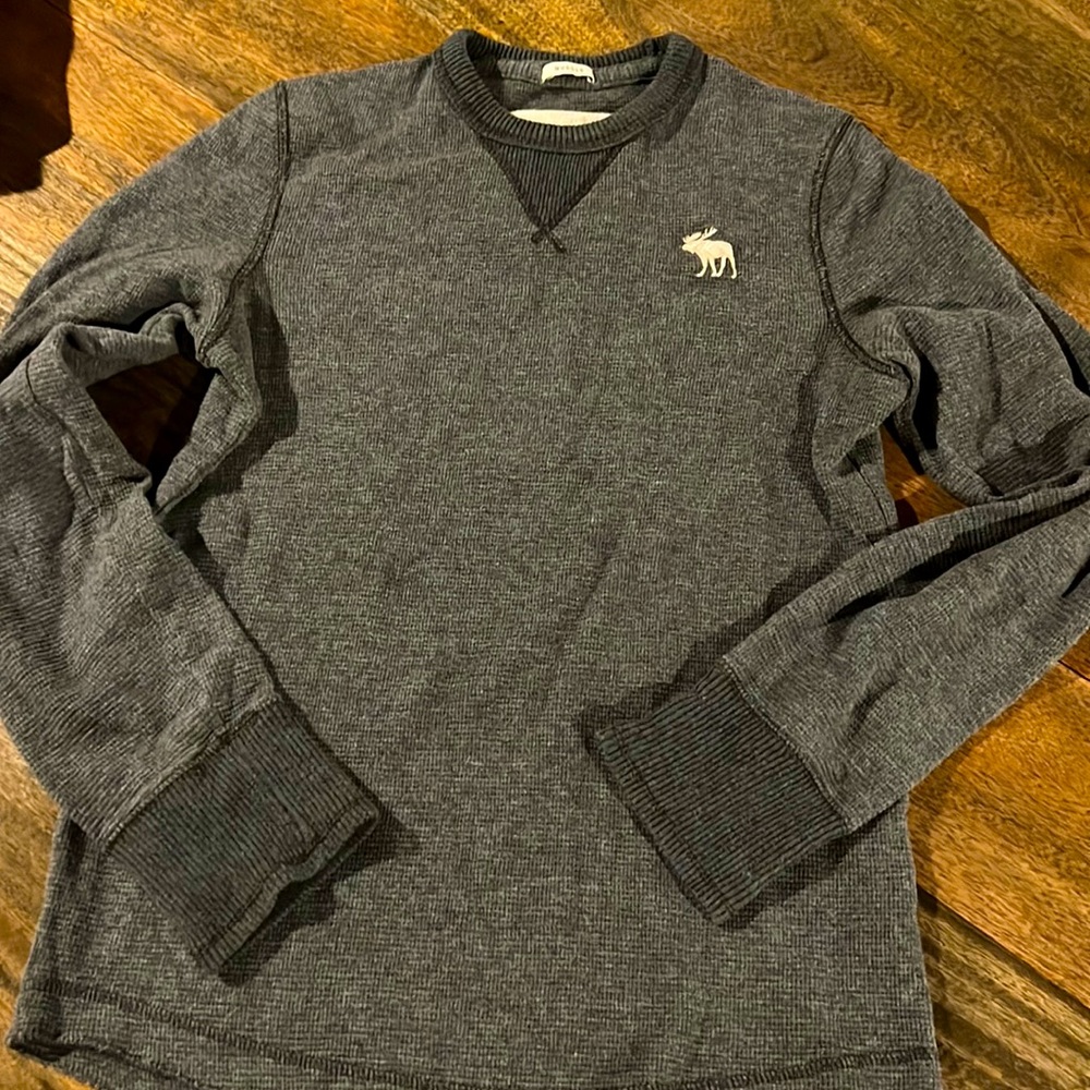 Abercrombie & Fitch men’s thermal long sleeve tee